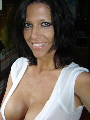 Kirsty7, 42 from Greater London | XXX Sex Contacts