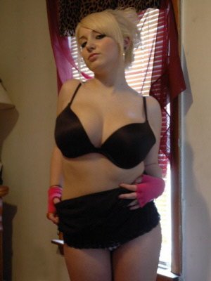 Heidi3, 26 from West Sussex | XXX Sex Contacts
