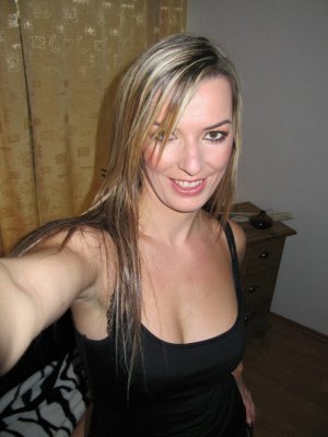 BDSM blonde wants to hear from men for fantasy role play, sex text and nsa adult fun