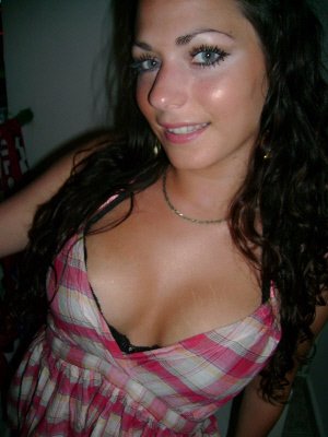 Sophie24, 24 from East Sussex | XXX Sex Contacts