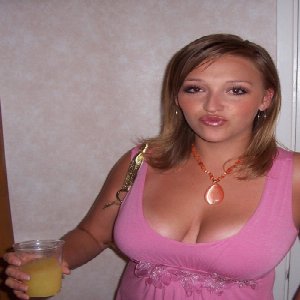 Sex contacts big tits Whitchurch, Shropshire, Midlands