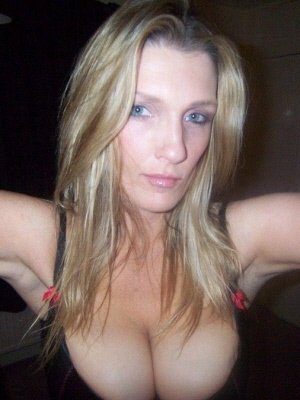 Jane, 43, from Glasgow, is a blue-eyed blonde slut who can be a proper bitch | XXX Sex Contacts